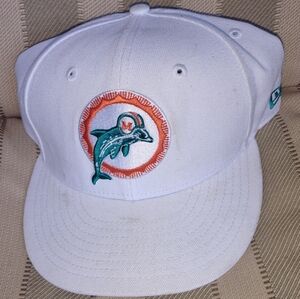 Miami Dolphins New Era 59fifty SZ:7 5/8 White Hat Rare New Good Valentine's Gift